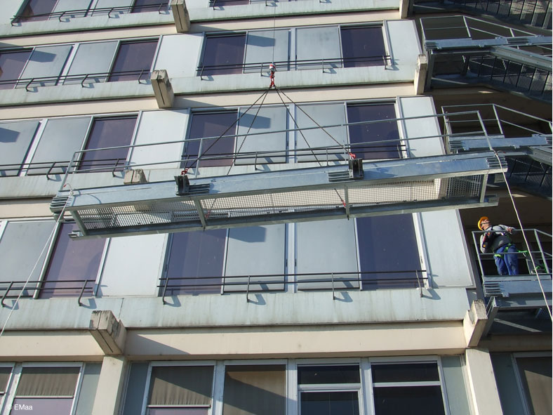 CH BRIVE VERRE SERIGRAPHIE