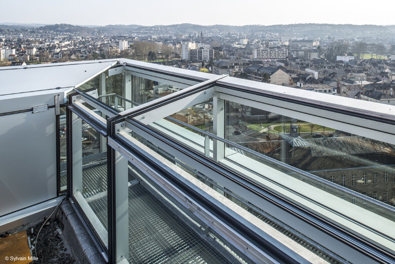 CH BRIVE VERRE SERIGRAPHIE